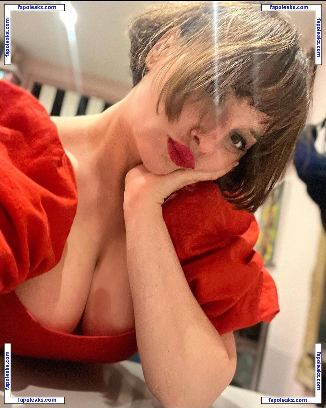 Gizzi Erskine / gizzierskine nude photo #0046 from OnlyFans