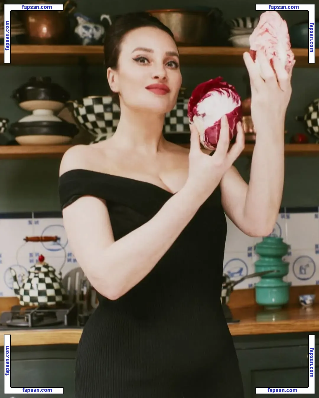 Gizzi Erskine nude photo #0096 from OnlyFans