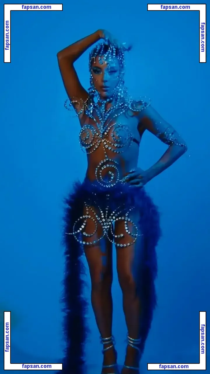 GKay голая фото #0064 с Онлифанс