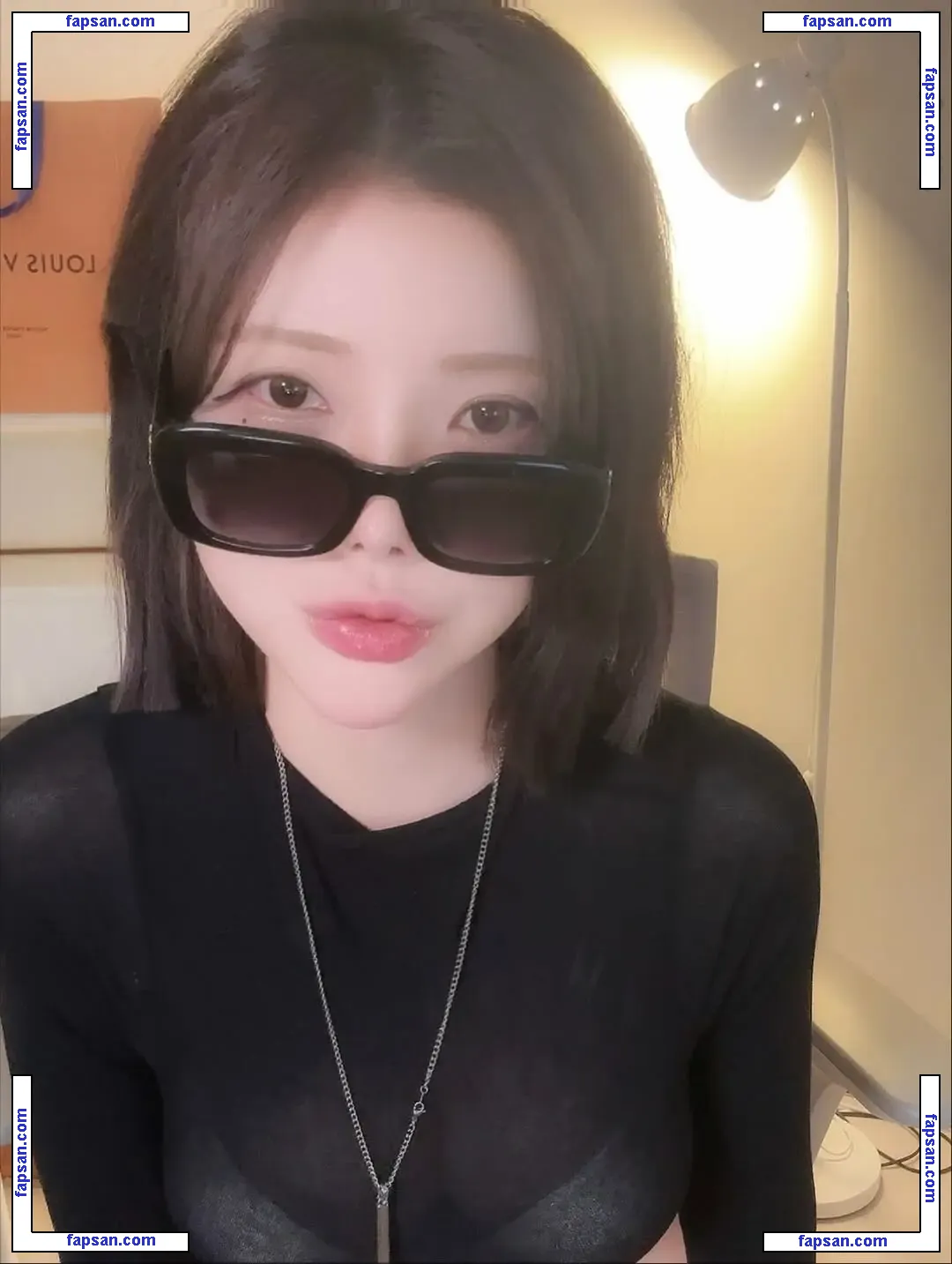 gksmf0f0 nude photo #0038 from OnlyFans