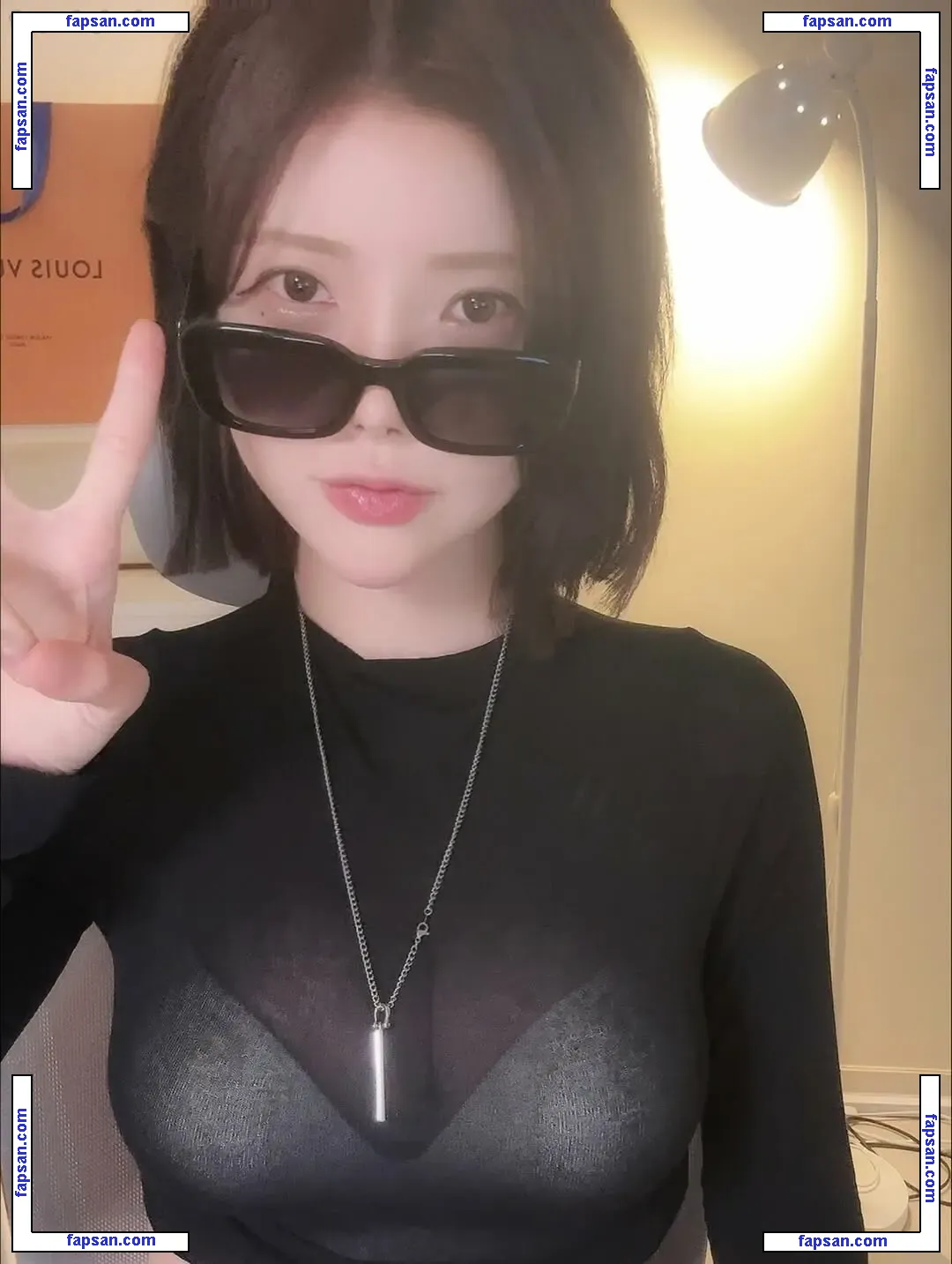 gksmf0f0 nude photo #0041 from OnlyFans