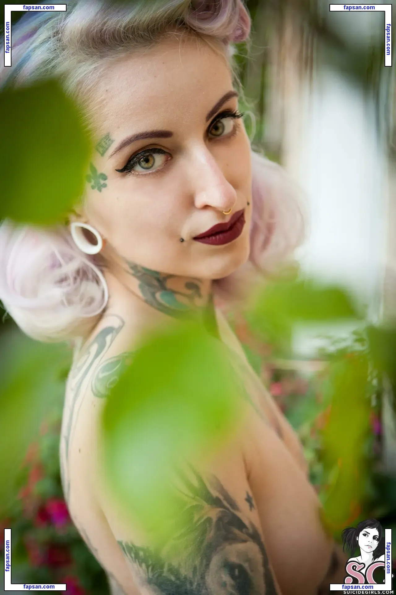 gladycesuicide nude photo #0055 from OnlyFans