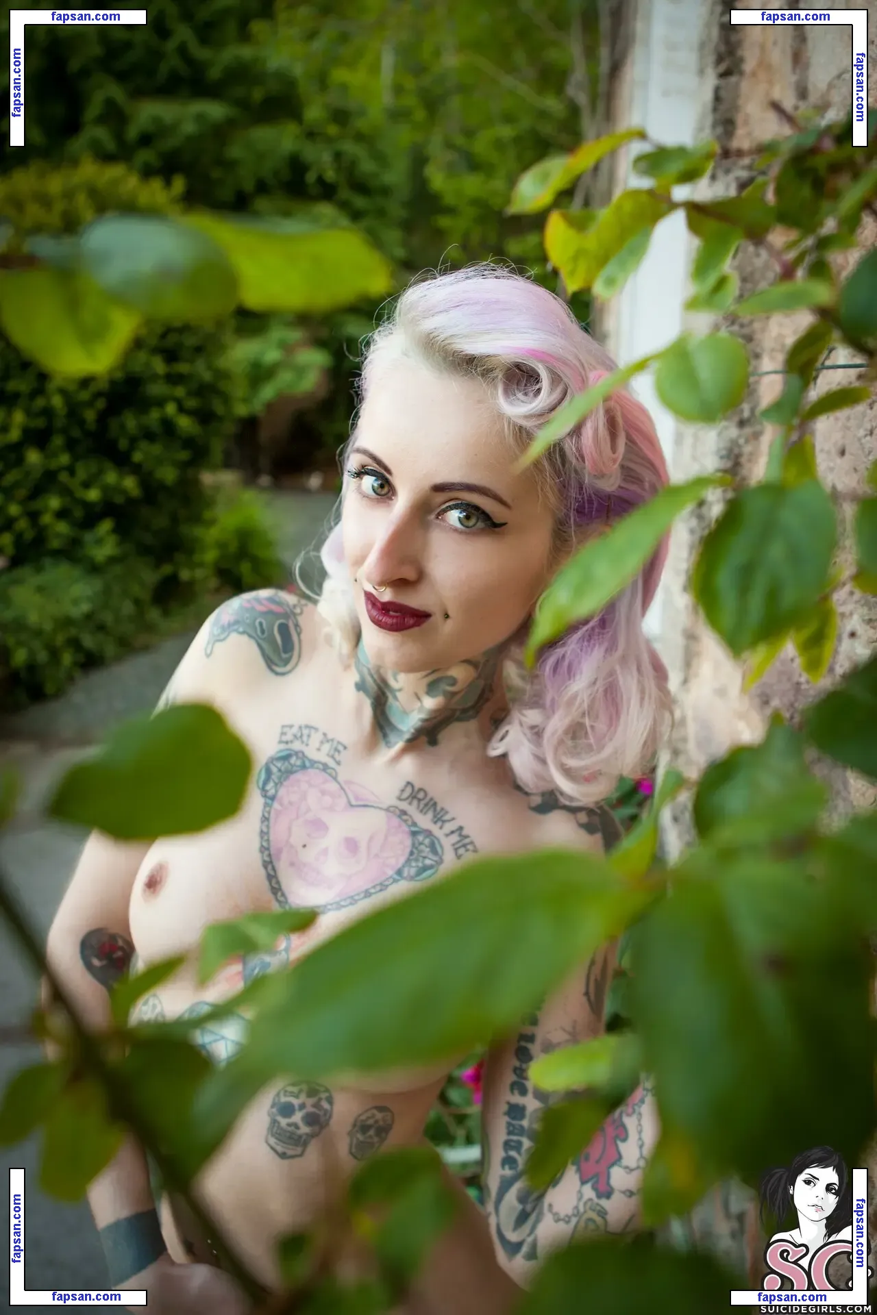 gladycesuicide nude photo #0059 from OnlyFans