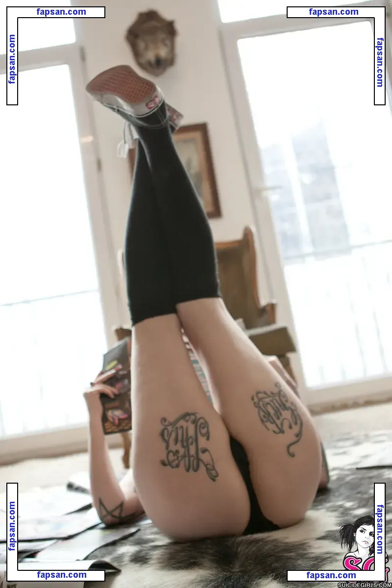 gladycesuicide nude photo #0096 from OnlyFans
