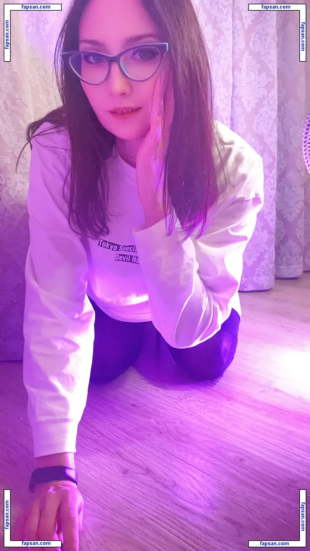 Gliese 581 nude photo #0172 from OnlyFans
