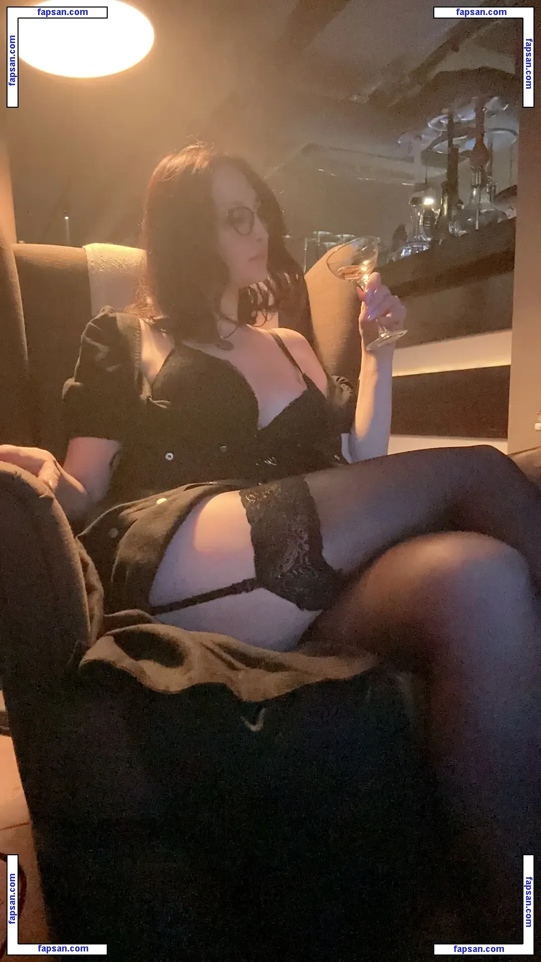 Gliese 581 nude photo #0301 from OnlyFans