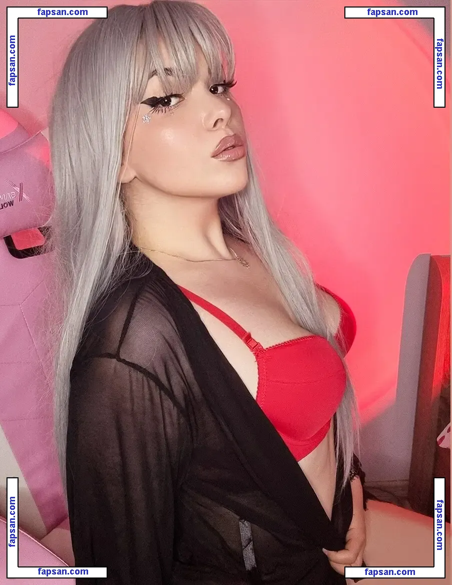 glitchedegirlcosplay nude photo #0024 from OnlyFans