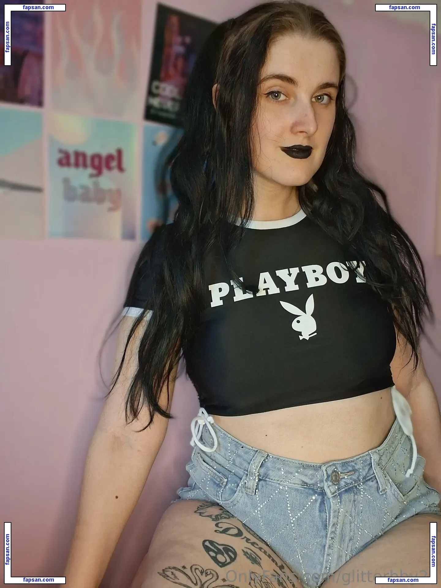 glitterbby21 nude photo #0032 from OnlyFans
