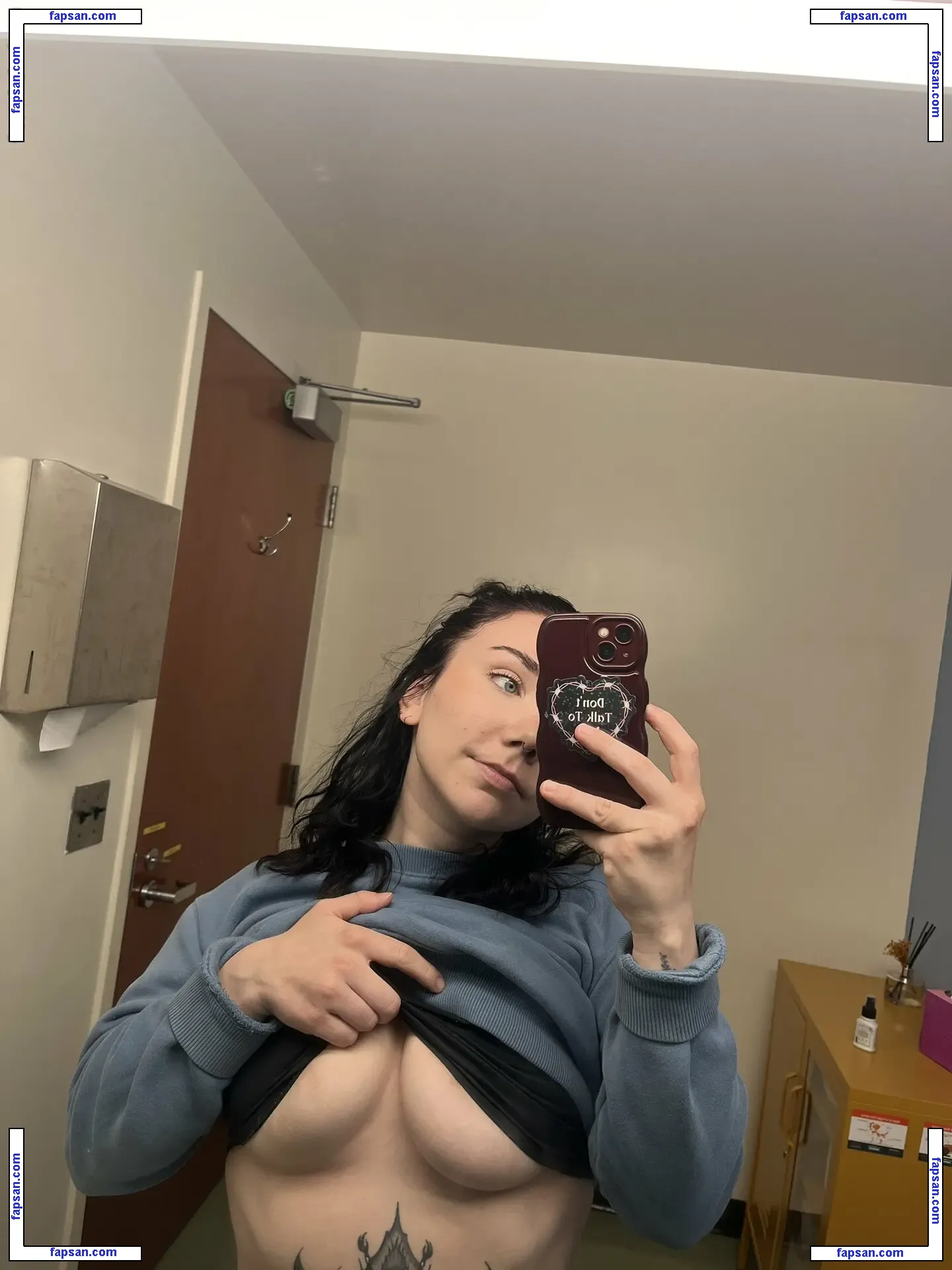 Glizzy McGuire голая фото #0083 с Онлифанс