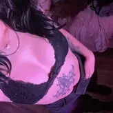 Glizzy McGuire голая #0080