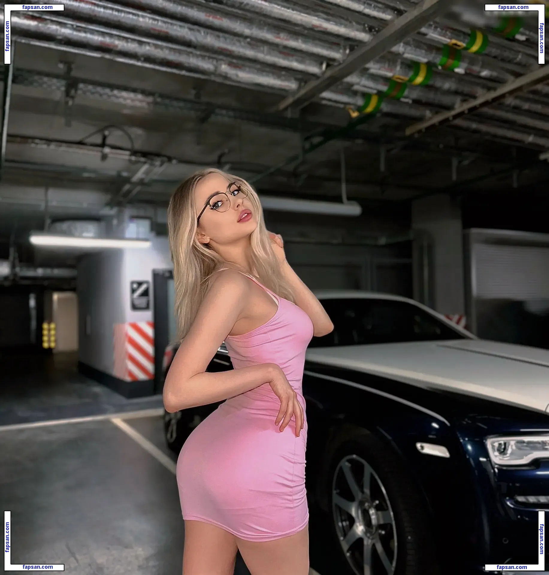 Gloria Matvien nude photo #0032 from OnlyFans