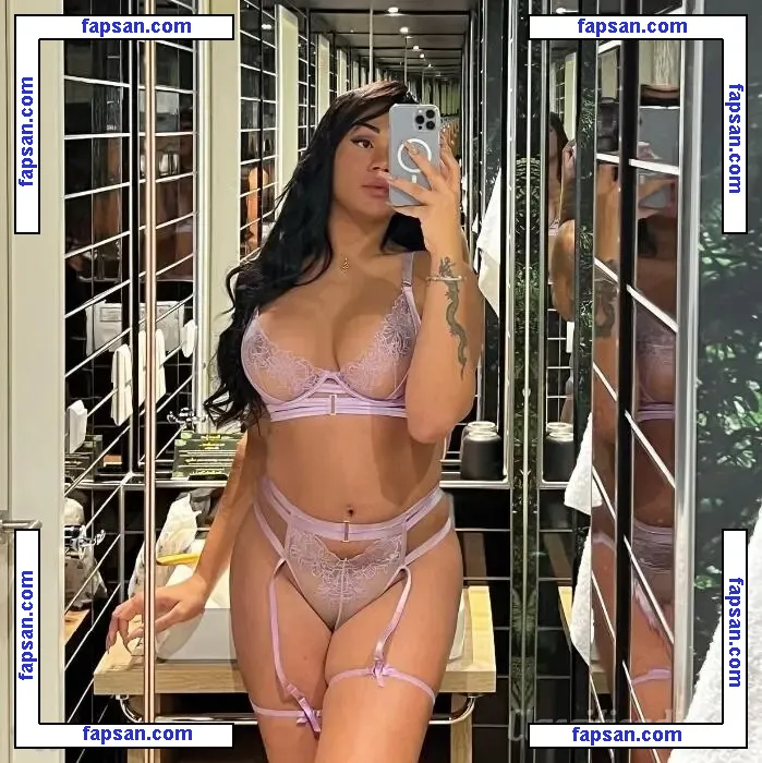 Goddess Dianna nude photo #0005 from OnlyFans