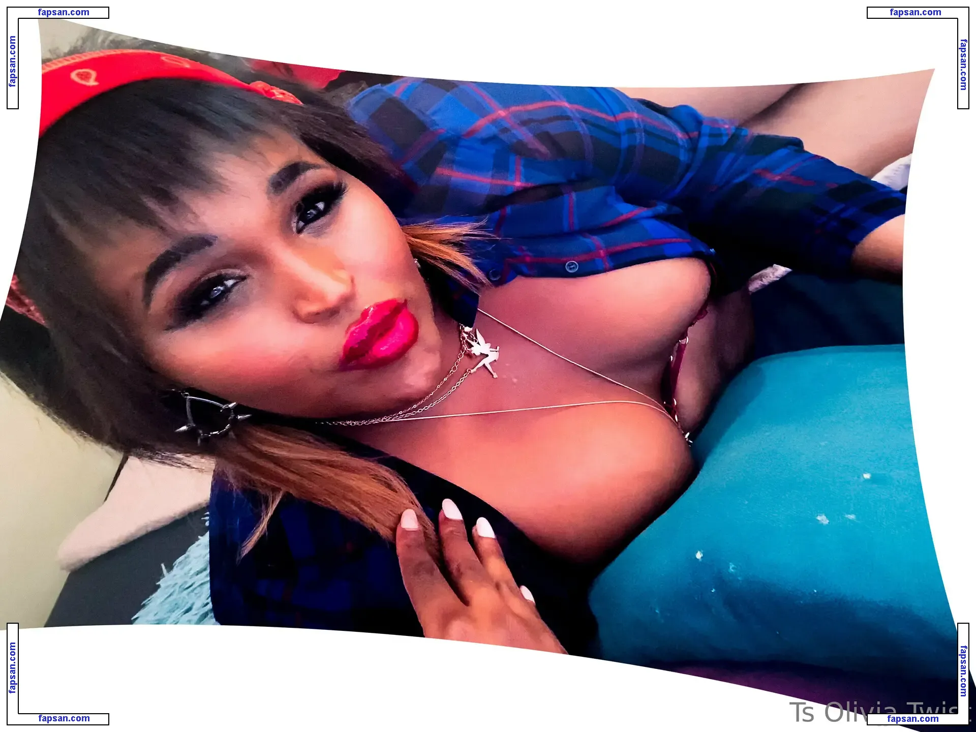 goddess.oliviatwist nude photo #0013 from OnlyFans