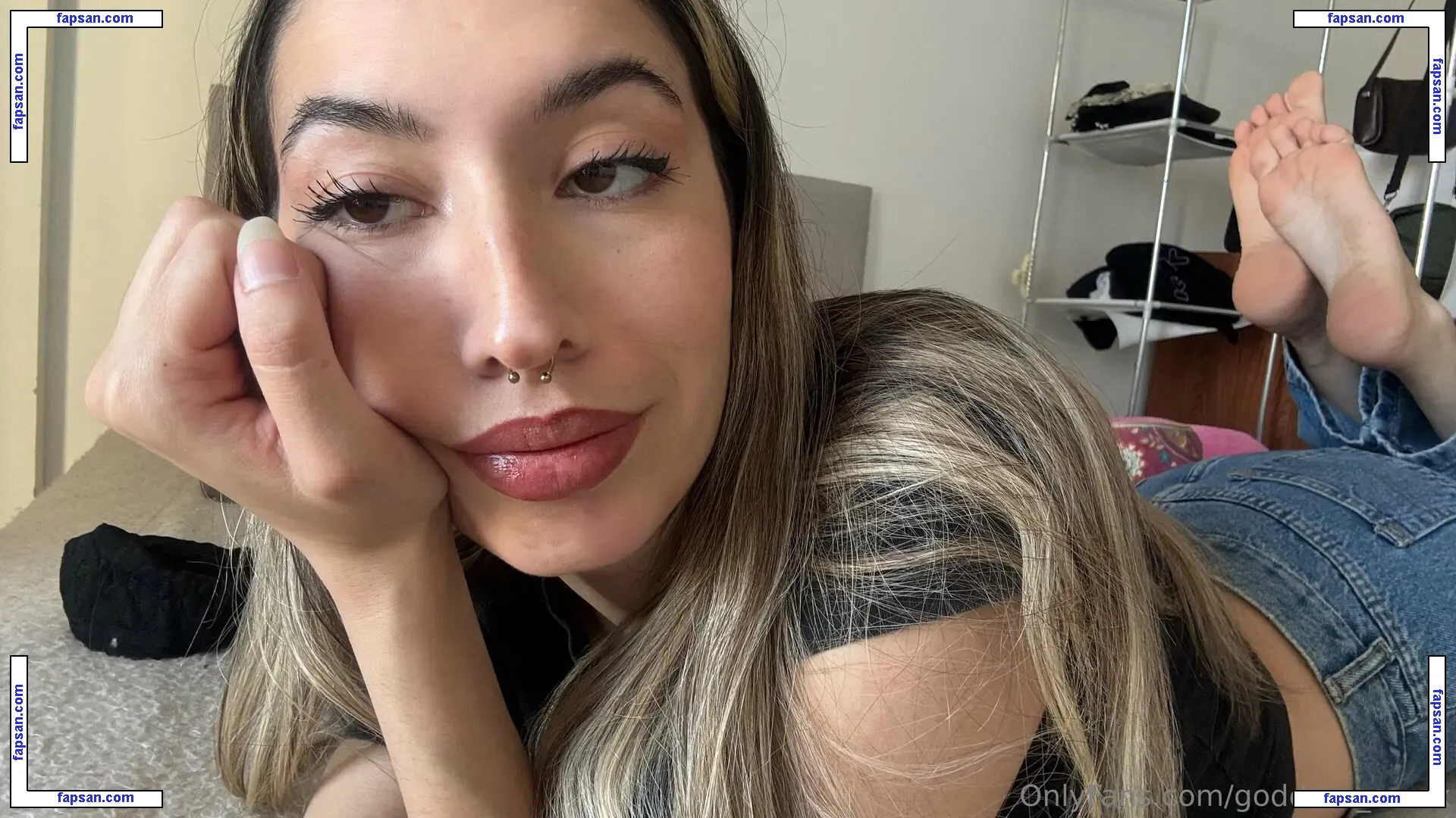 goddess_sarax nude photo #0011 from OnlyFans