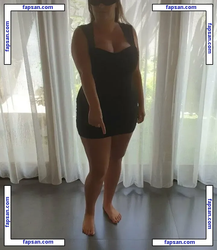 goddess_tickle nude photo #0004 from OnlyFans