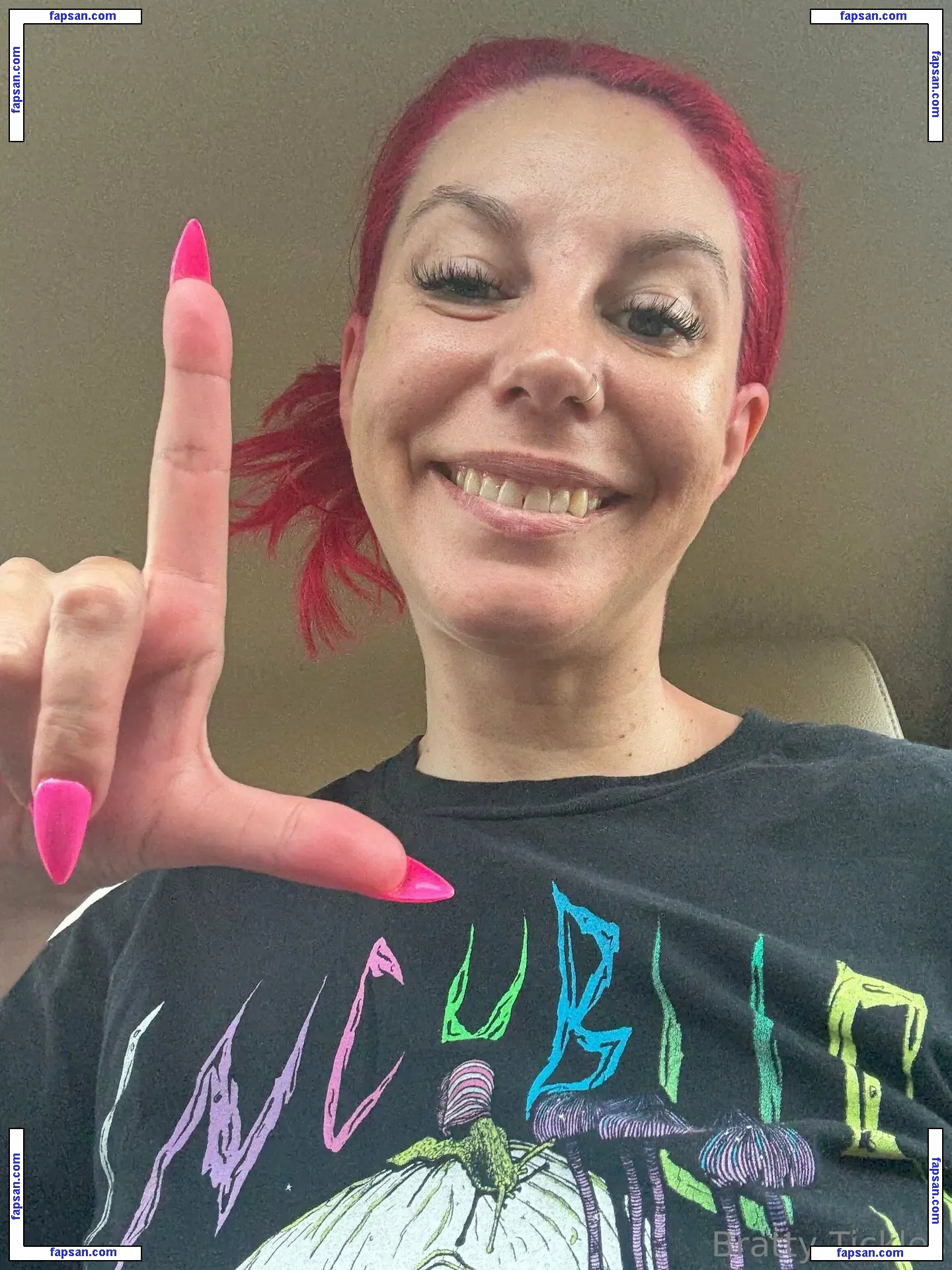 goddess_tickle nude photo #0024 from OnlyFans