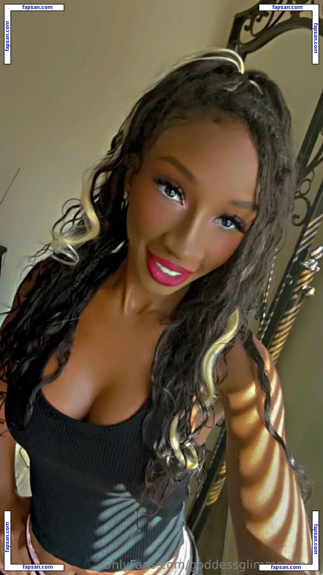 goddessglimmervibes nude photo #0020 from OnlyFans