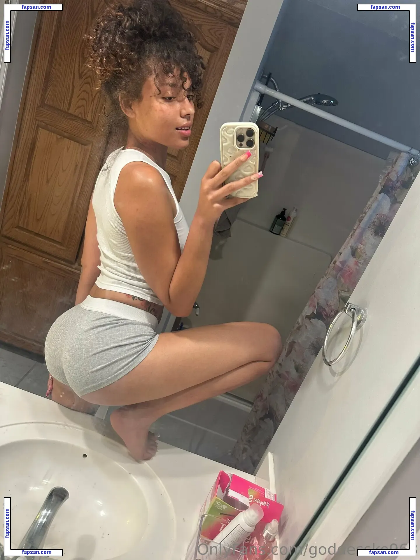 goddesske963 nude photo #0011 from OnlyFans