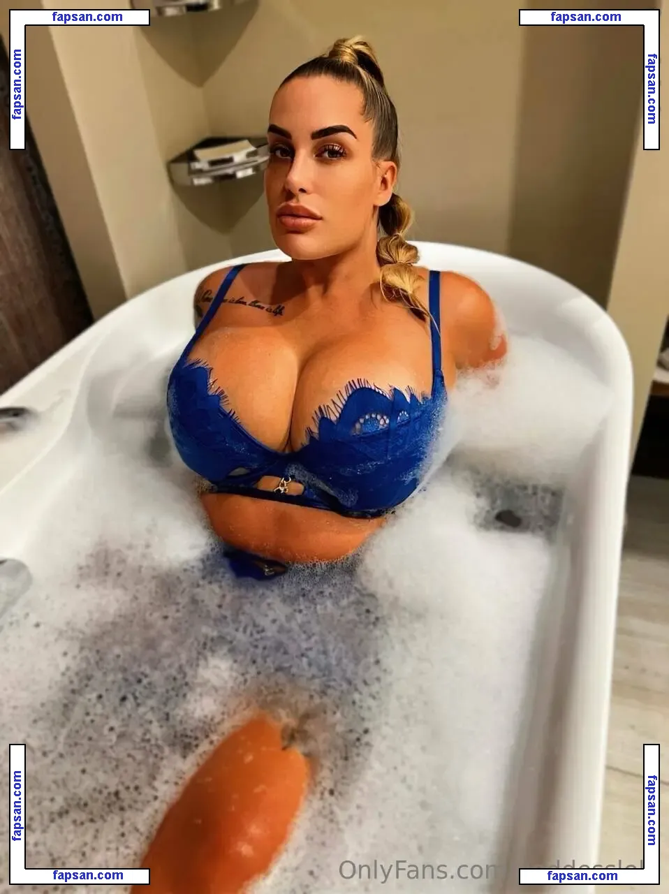 goddesslola nude photo #0433 from OnlyFans