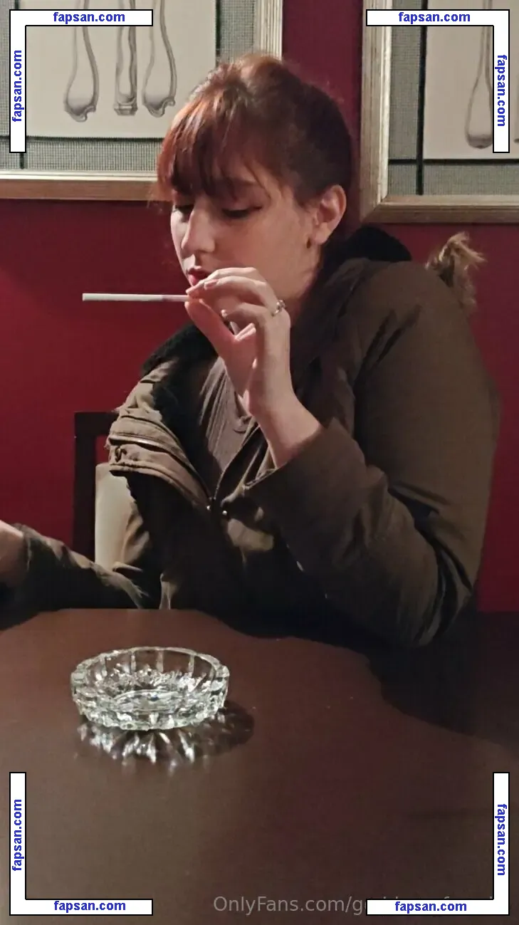 goddessofsmoke nude photo #0010 from OnlyFans