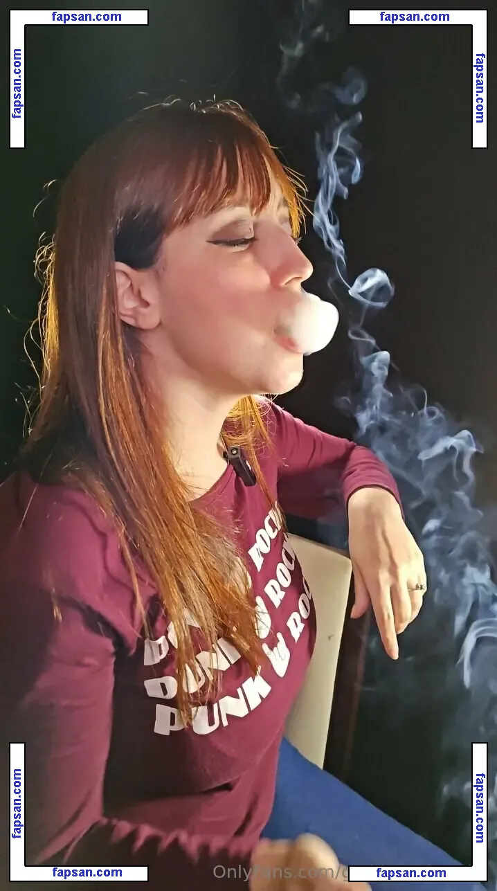 goddessofsmoke nude photo #0013 from OnlyFans