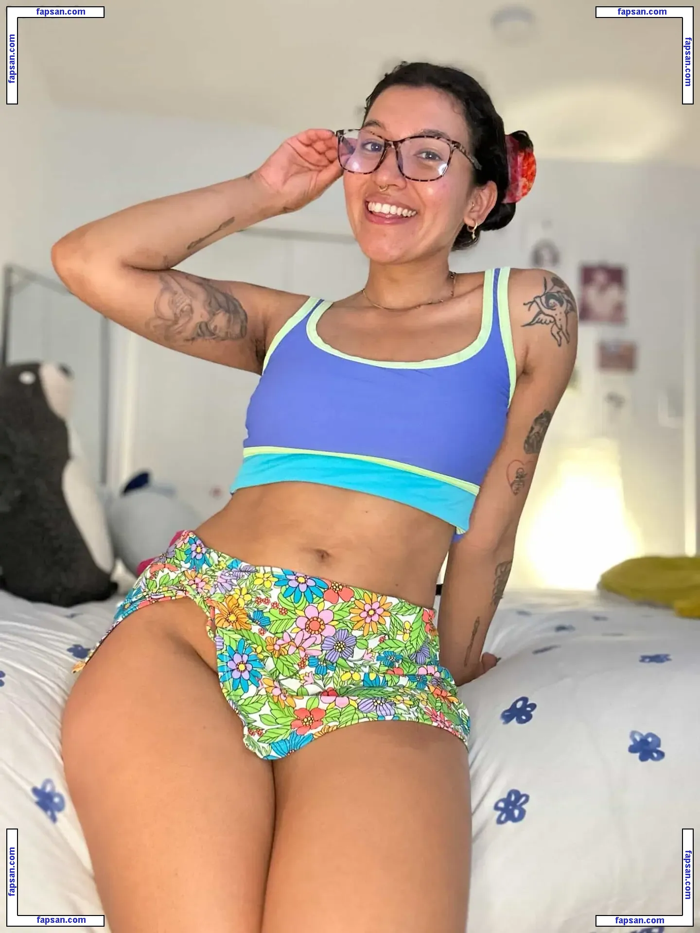 Gogo Pixi nude photo #0020 from OnlyFans