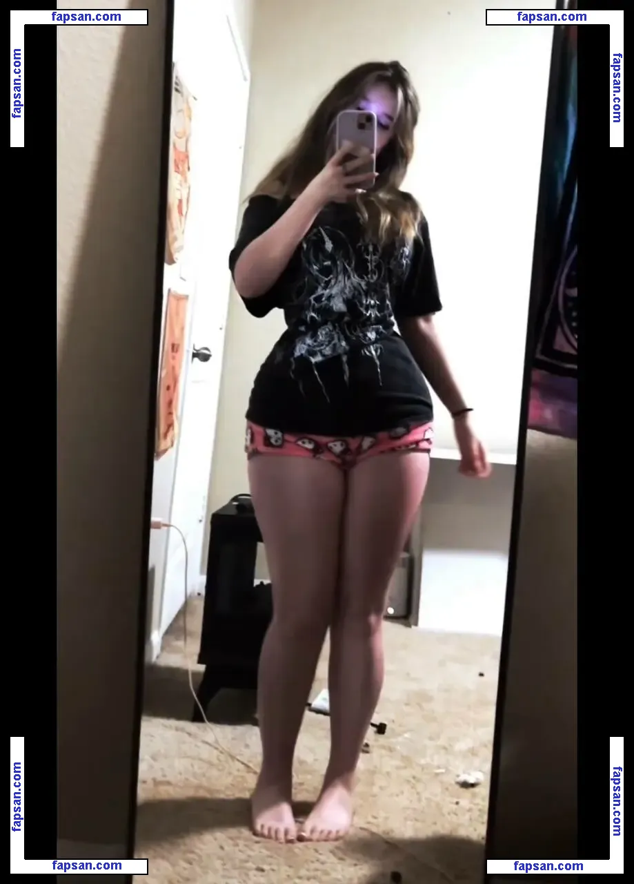 gonkgonk666 голая фото #0099 с Онлифанс