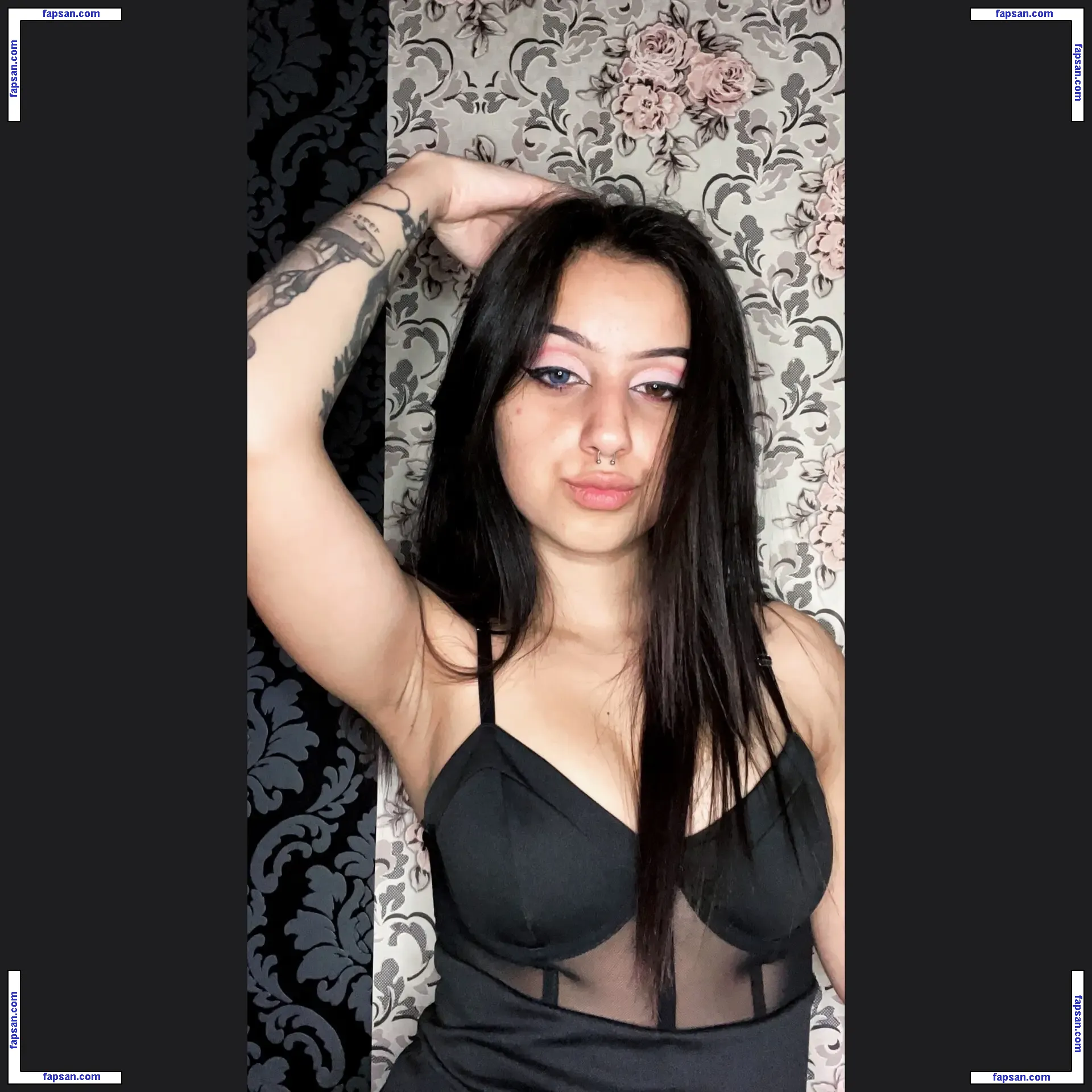 gonoszhalott / u282872882 nude photo #0003 from OnlyFans