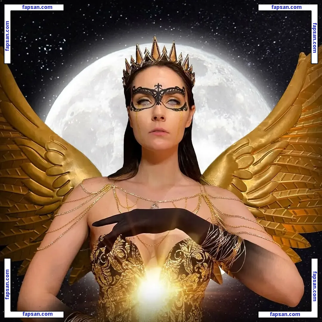 Goombanna nude photo #0002 from OnlyFans