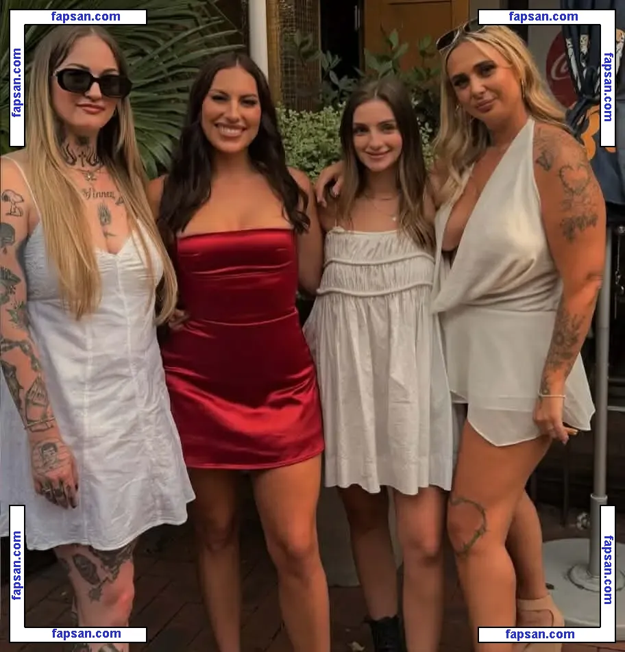 Goth Queen голая фото #0005 с Онлифанс