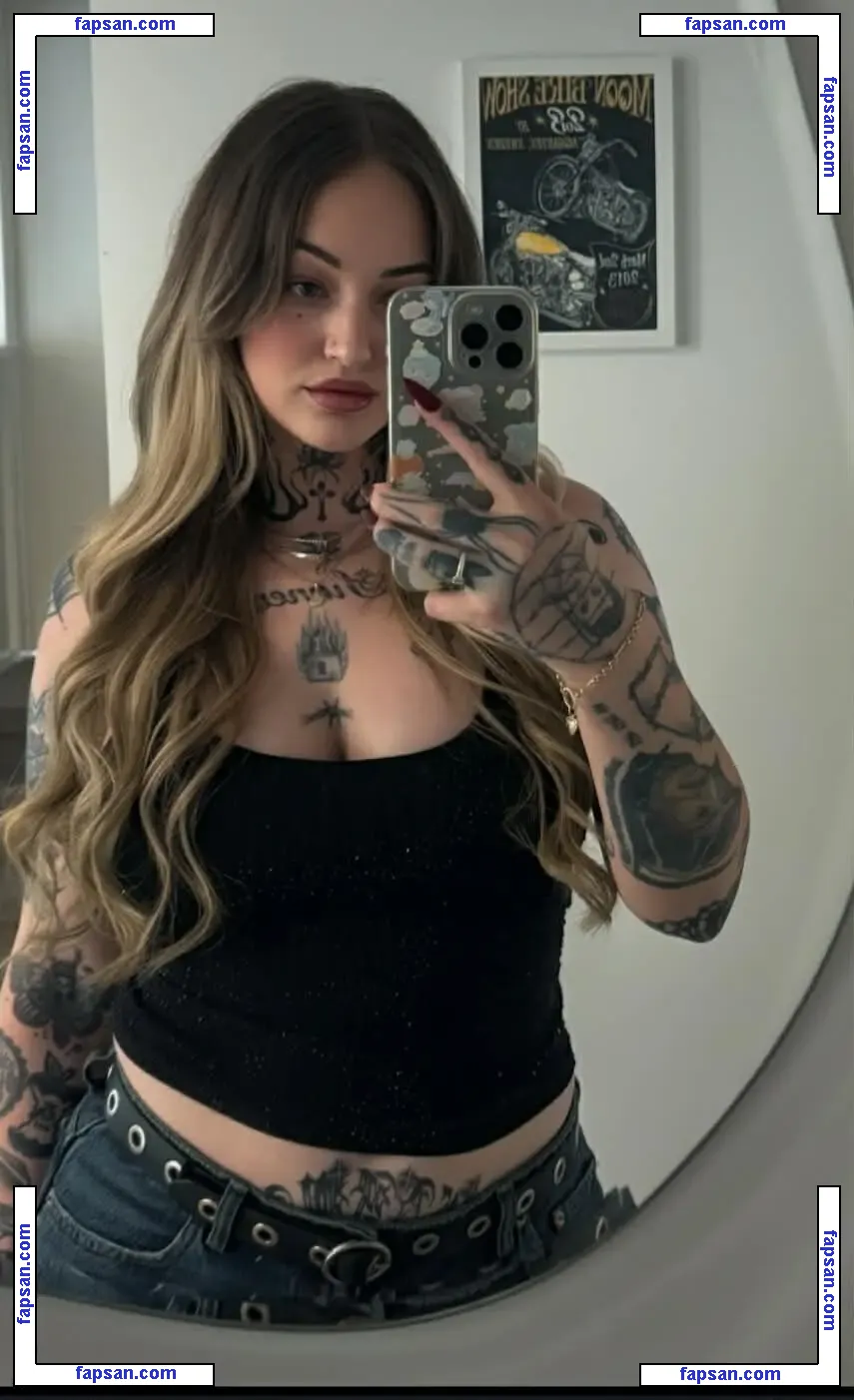 Goth Queen голая фото #0011 с Онлифанс