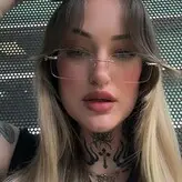 Goth Queen голая #0007