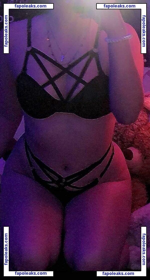 goth_queen_os / goth_queen_os_backup / queen_egirl27 nude photo #0004 from OnlyFans