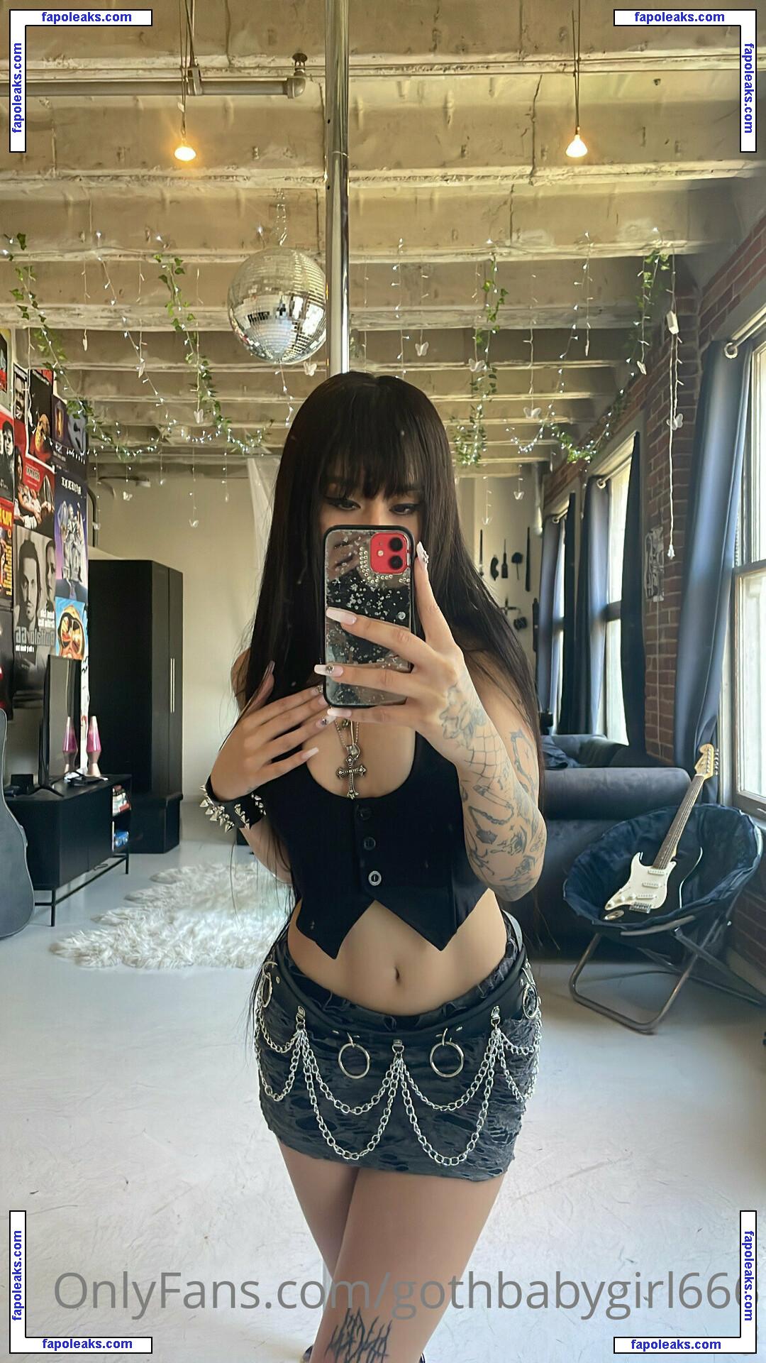 gothbabygirl666 / goth_baby666 nude photo #0010 from OnlyFans