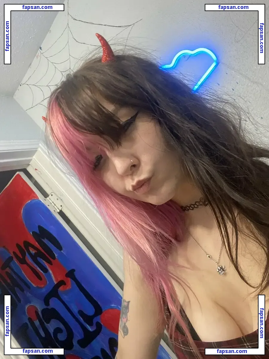Gothfairyfiona nude photo #0005 from OnlyFans