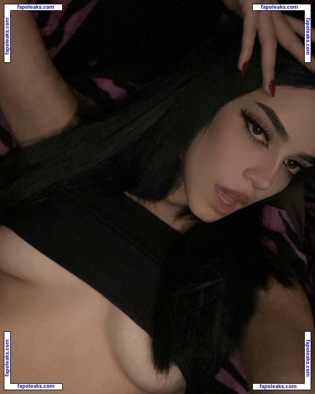 gothg1rl / Mads Moon / gothgirl97 / mynippleshurt23 nude photo #0002 from OnlyFans