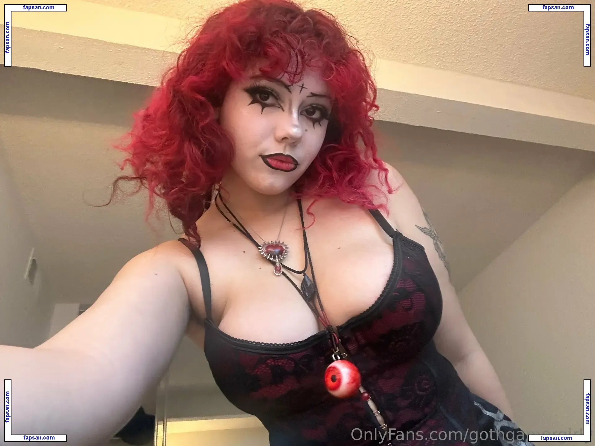 gothgamergirly nude photo #0037 from OnlyFans