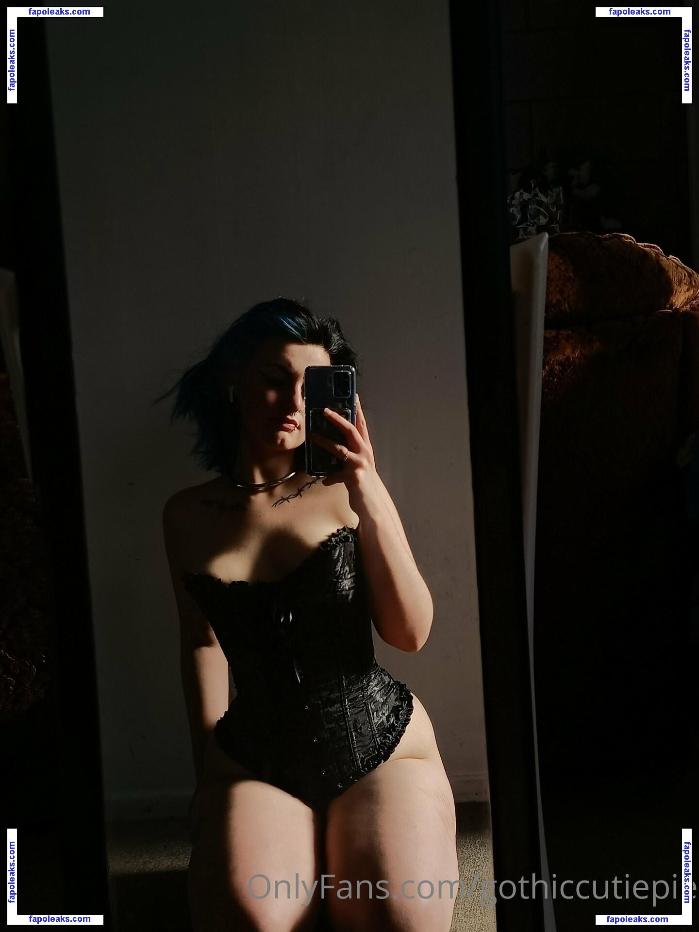 gothiccutiepie nude photo #0013 from OnlyFans