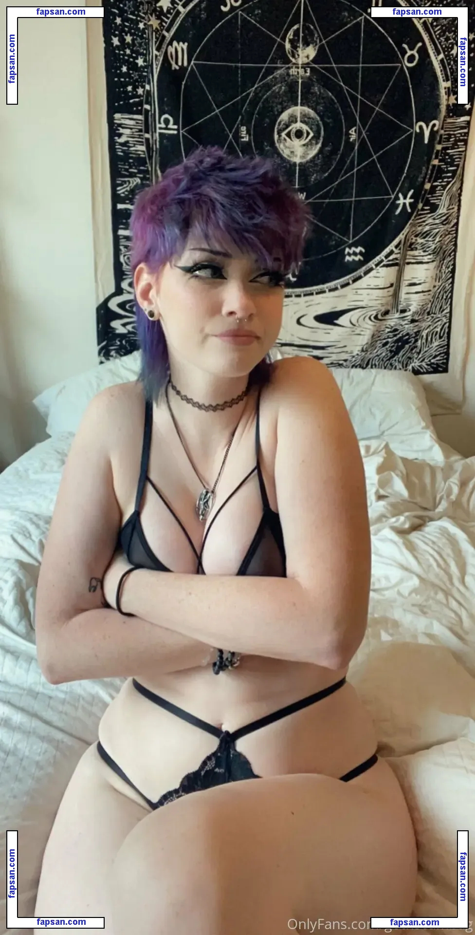 gothscumbag nude photo #0009 from OnlyFans