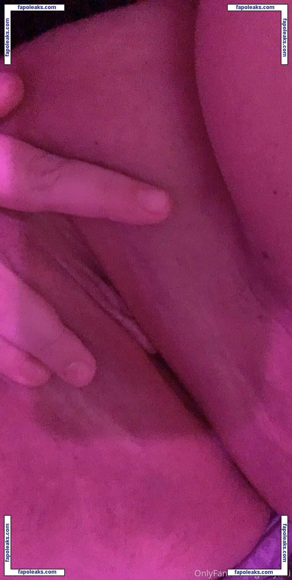 gothykiki / gothikiki nude photo #0003 from OnlyFans