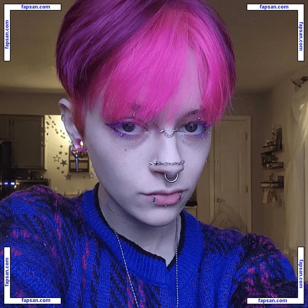 gr3ys4n4t0my nude photo #0007 from OnlyFans