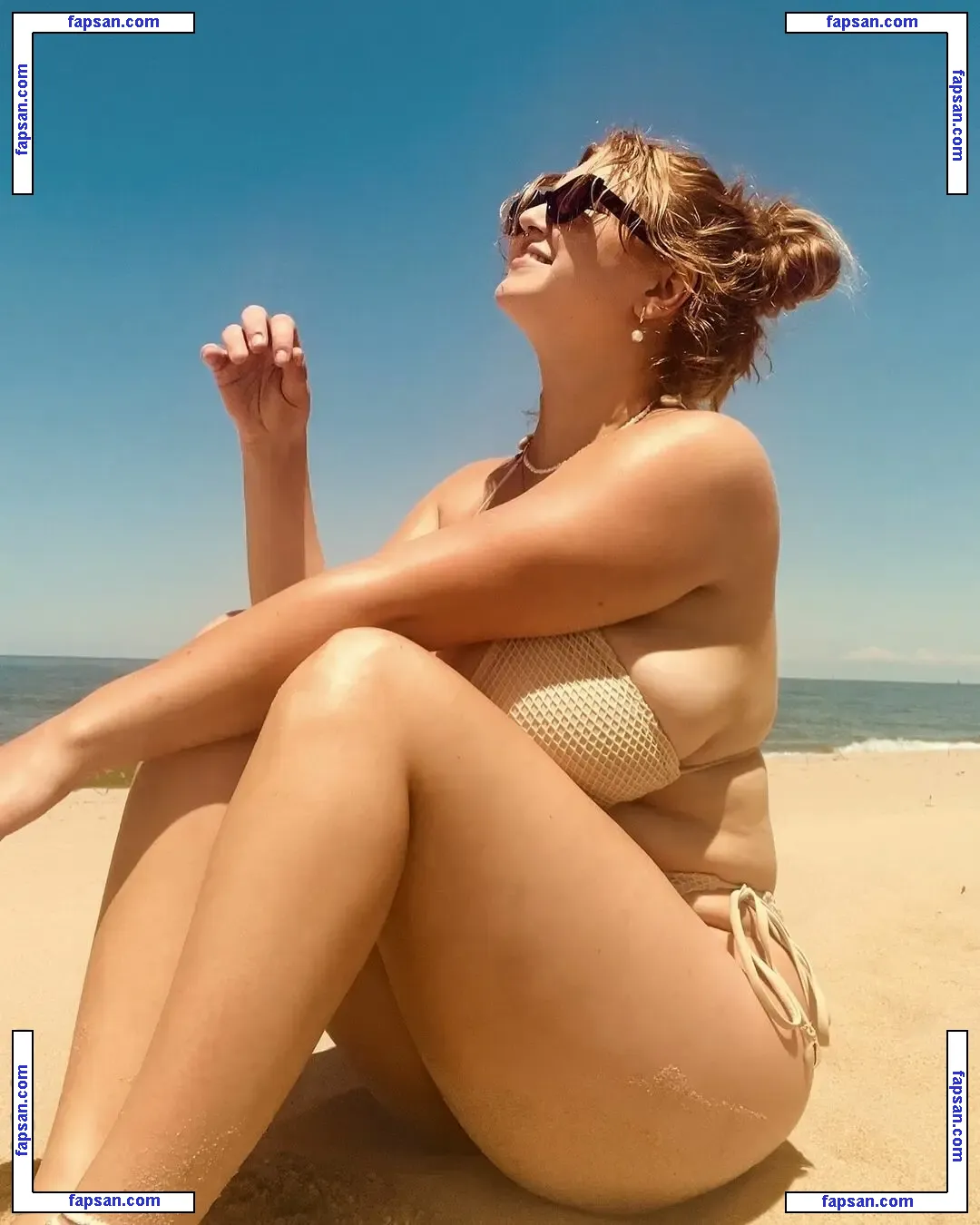 Grace I nude photo #0006 from OnlyFans