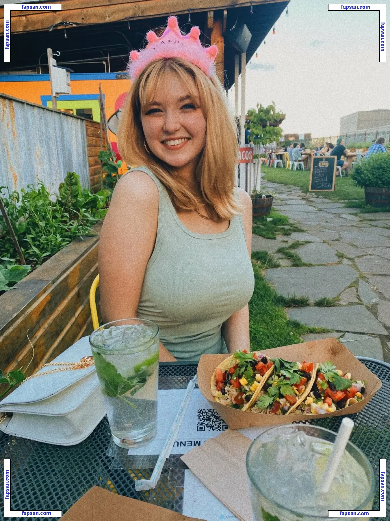 Grace I nude photo #0016 from OnlyFans