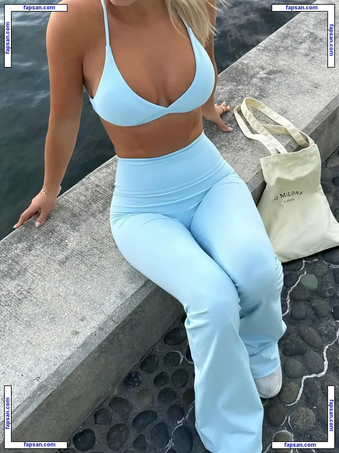 Grace Quigley голая фото #0028 с Онлифанс