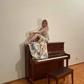 Grace Van Dien голая #0093