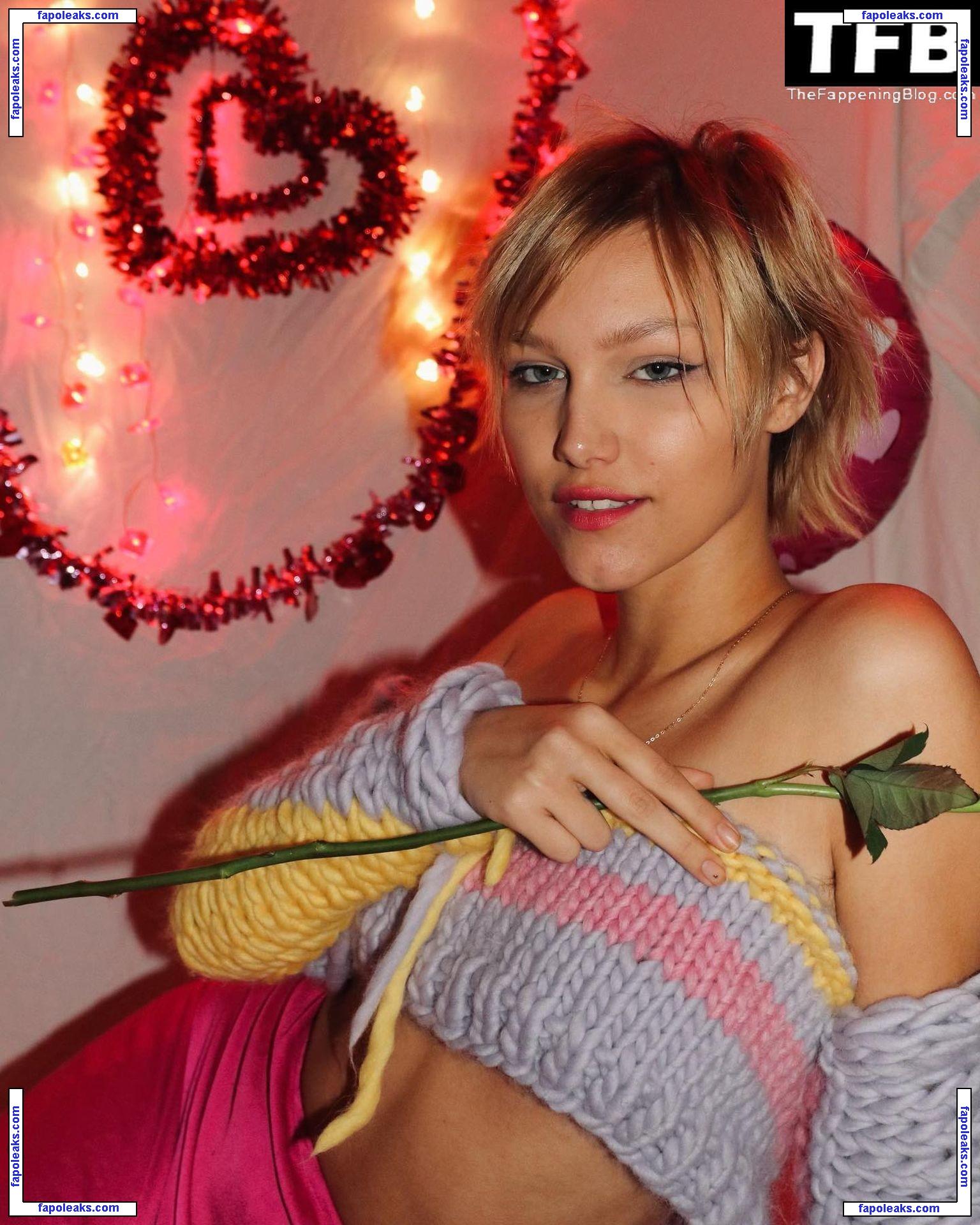 Grace VanderWaal / gracevanderwaal nude photo #0005 from OnlyFans