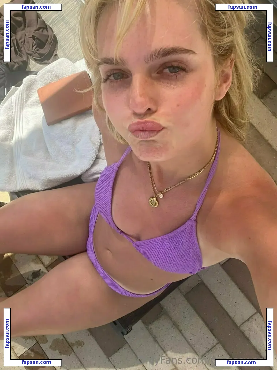 gracesweets nude photo #0373 from OnlyFans