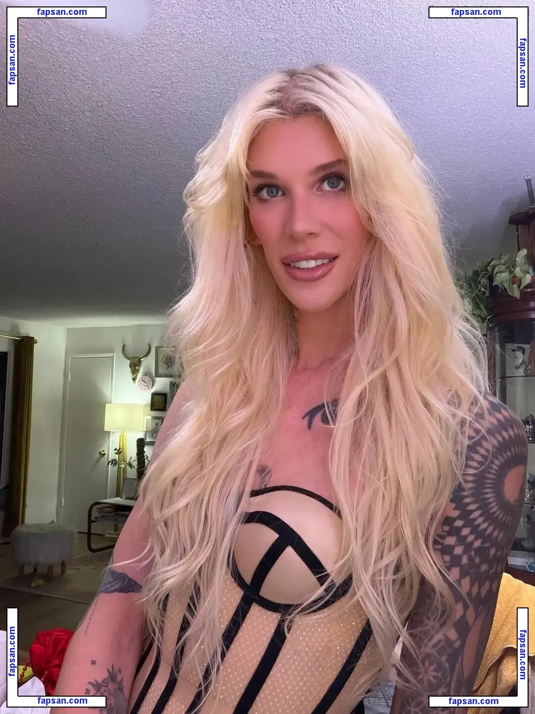 Gray Perrier Vip голая фото #0024 с Онлифанс