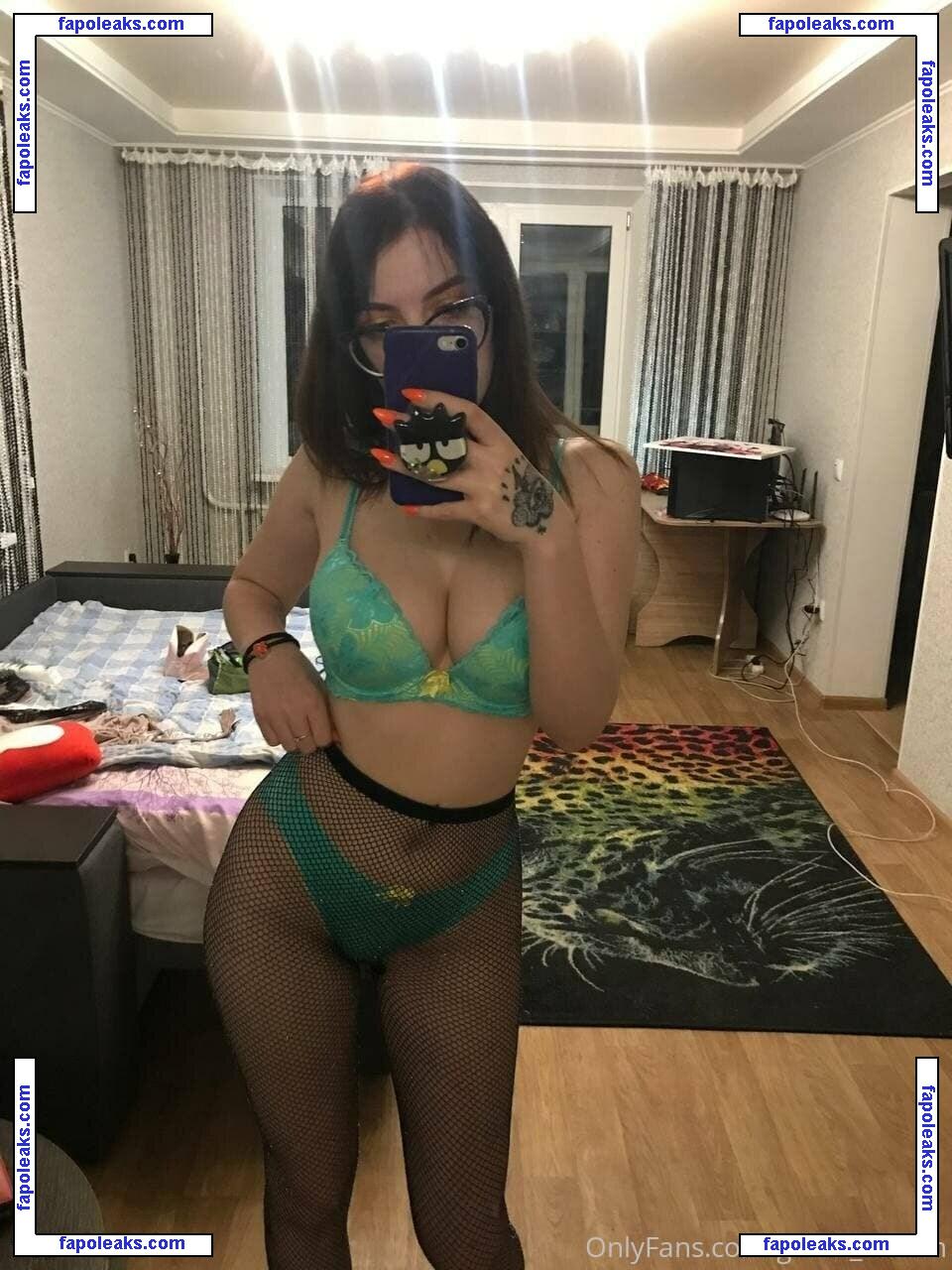 greendream69 / raquueel_0516 nude photo #0026 from OnlyFans