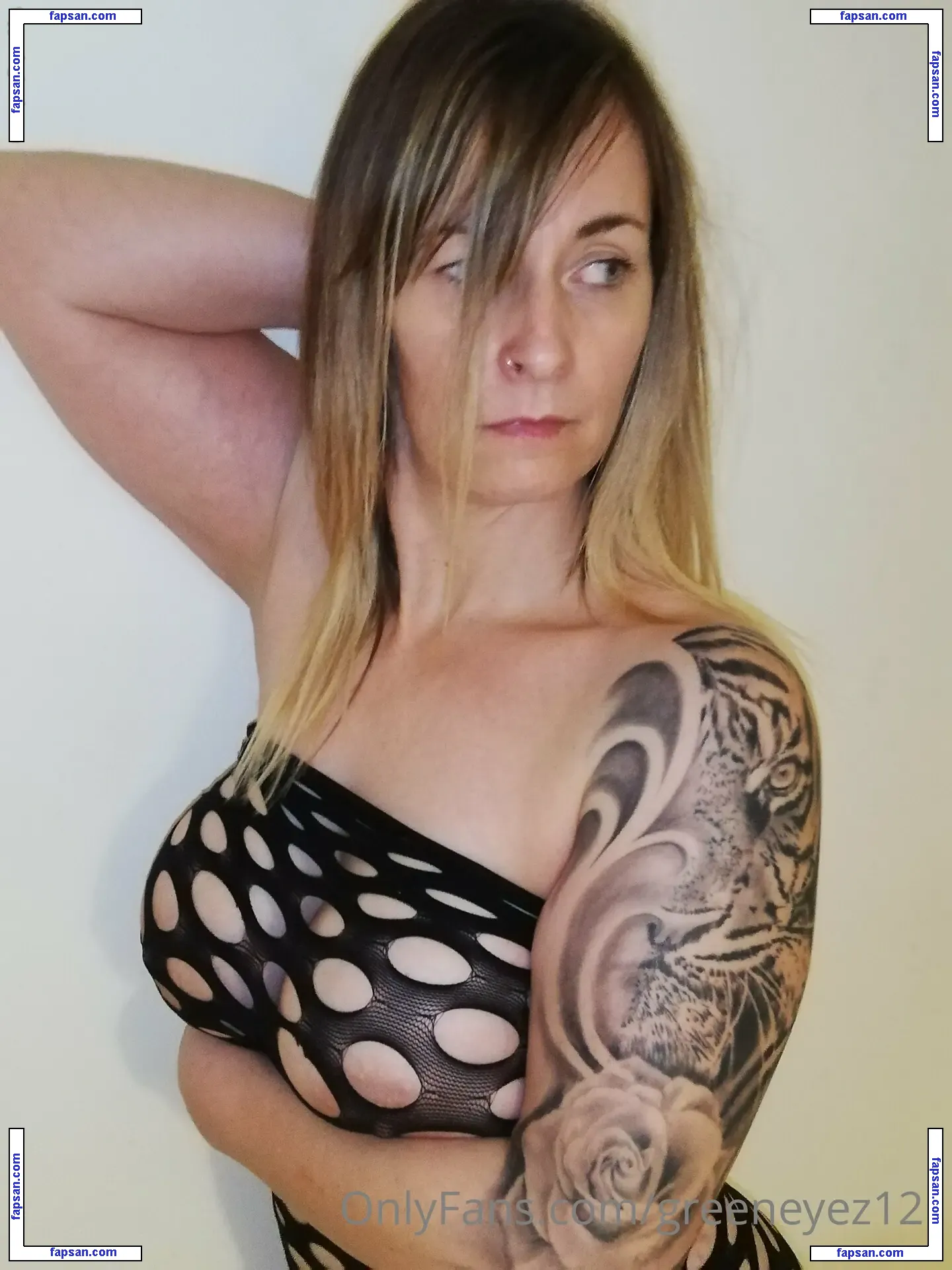 Greeneyez121 nude photo #0009 from OnlyFans